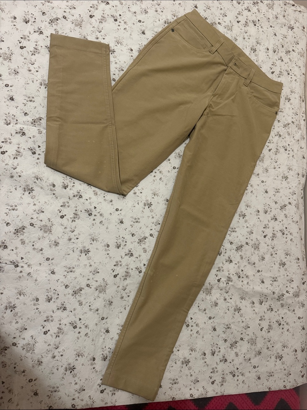 lululemon athletica Skinny Jeans in Khaki